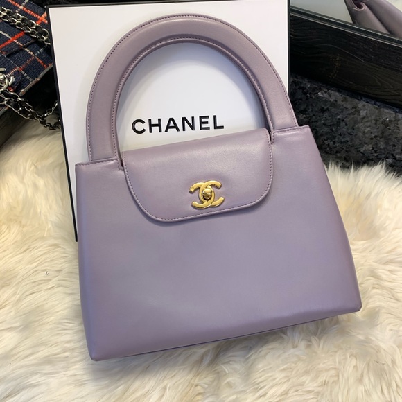 ❌SOLD❌CHANEL vintage lavender purple leather top handle Kelly bag - Picture 2 of 10